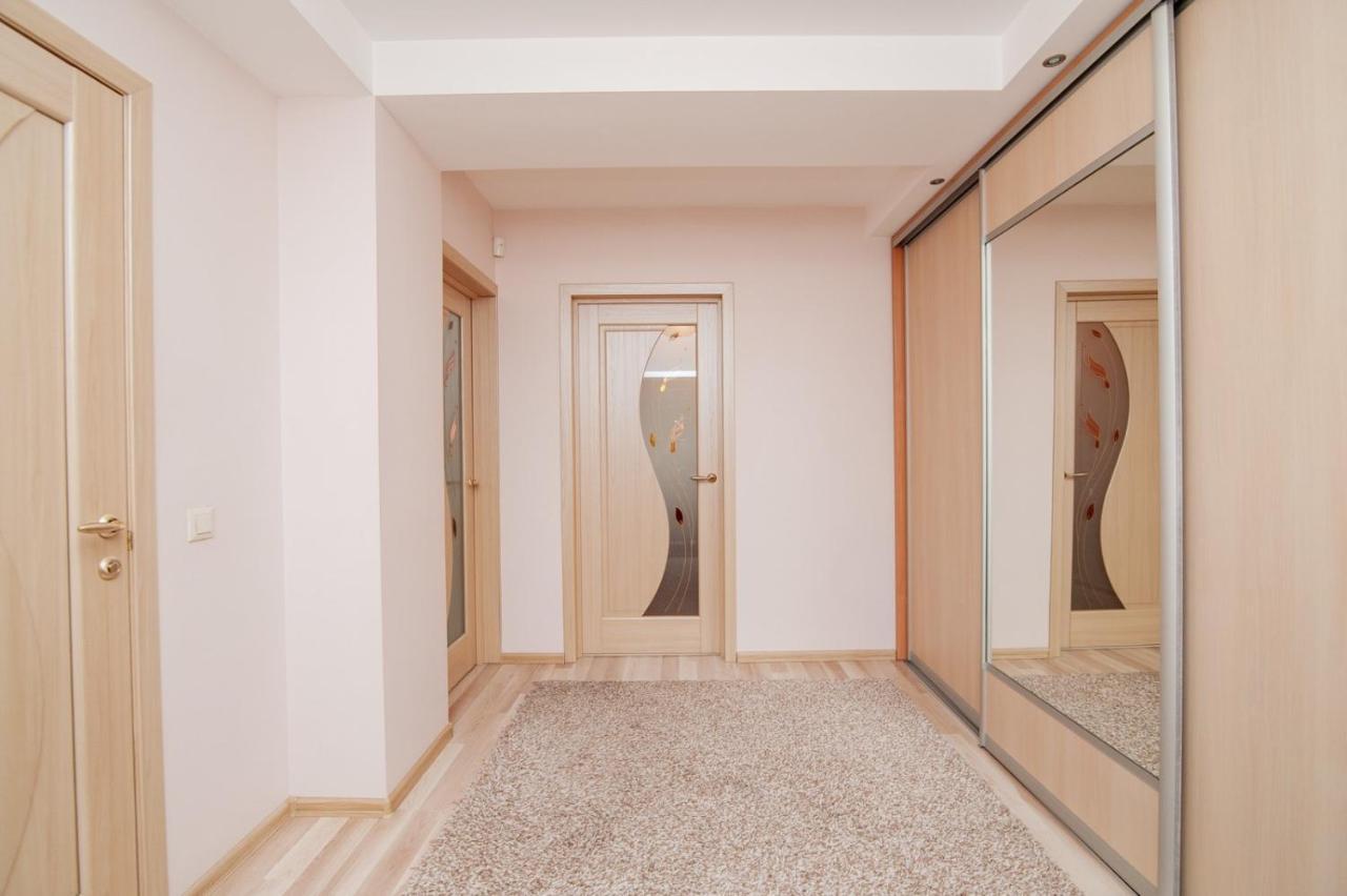 Lia*S Deluxe Apartment In The Center Chisinau Bagian luar foto